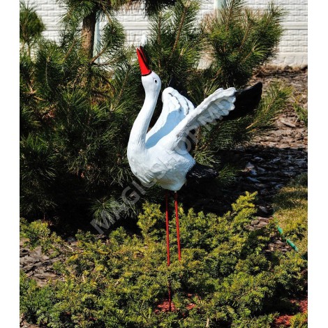 Садово-парковая фигура Cera Аист крылатый на мет.лапах